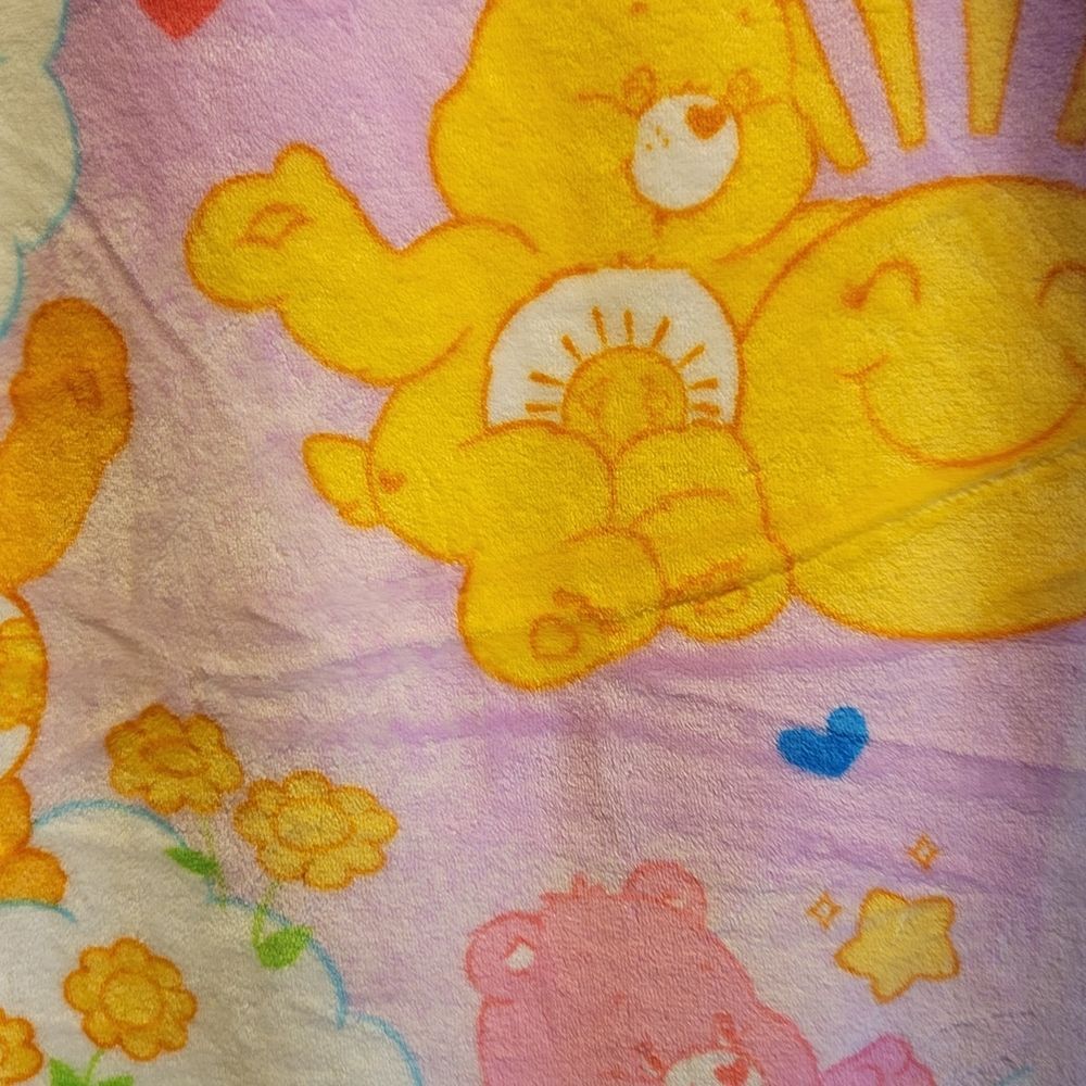 CareBears Pink and Yellow Twin Blanket 60x90 - Picture 6 of 10